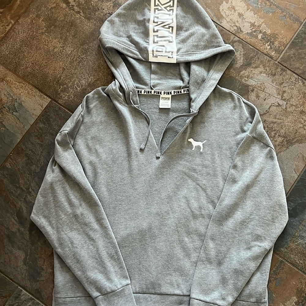 PINK VS HOODIE